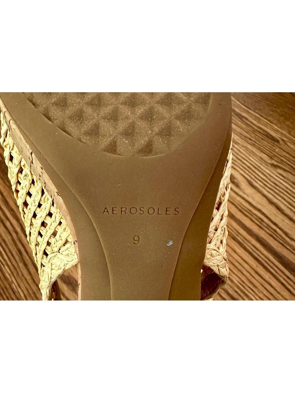 Aerosoles Women's Santiago Raffia Slingback Platform Pumps - Picture 5 of 5